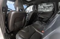 Volvo XC60 R-Design D4 AWD 120kW thumbnail