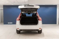 Volvo XC60 R-Design D4 AWD 120kW thumbnail