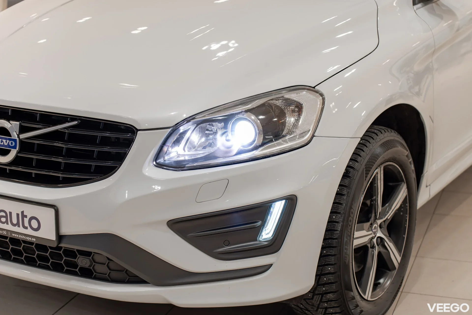 Volvo XC60 R-Design D4 AWD 120kW