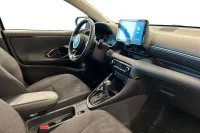 Toyota Yaris Active Plus Hybrid 1.5 68kW thumbnail