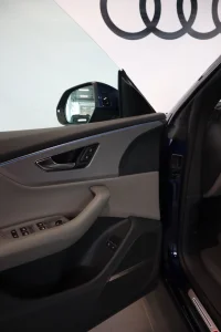 Audi Q8 250kW thumbnail