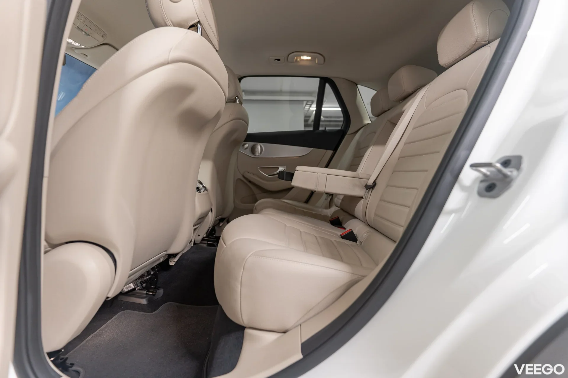 Mercedes-Benz GLC300 DE 4Matic AMG line 2 143kW