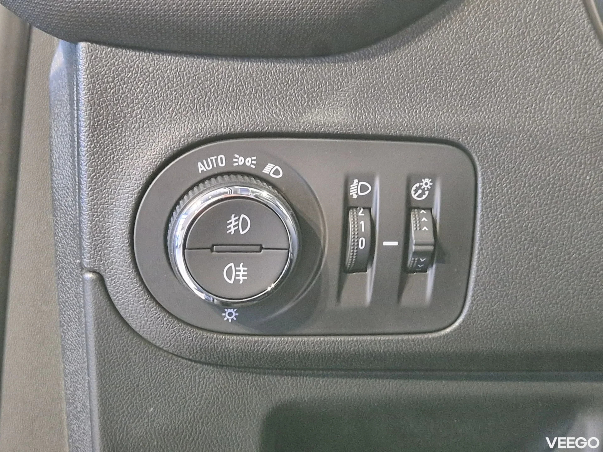 Opel Crossland X - 1.2 81kW