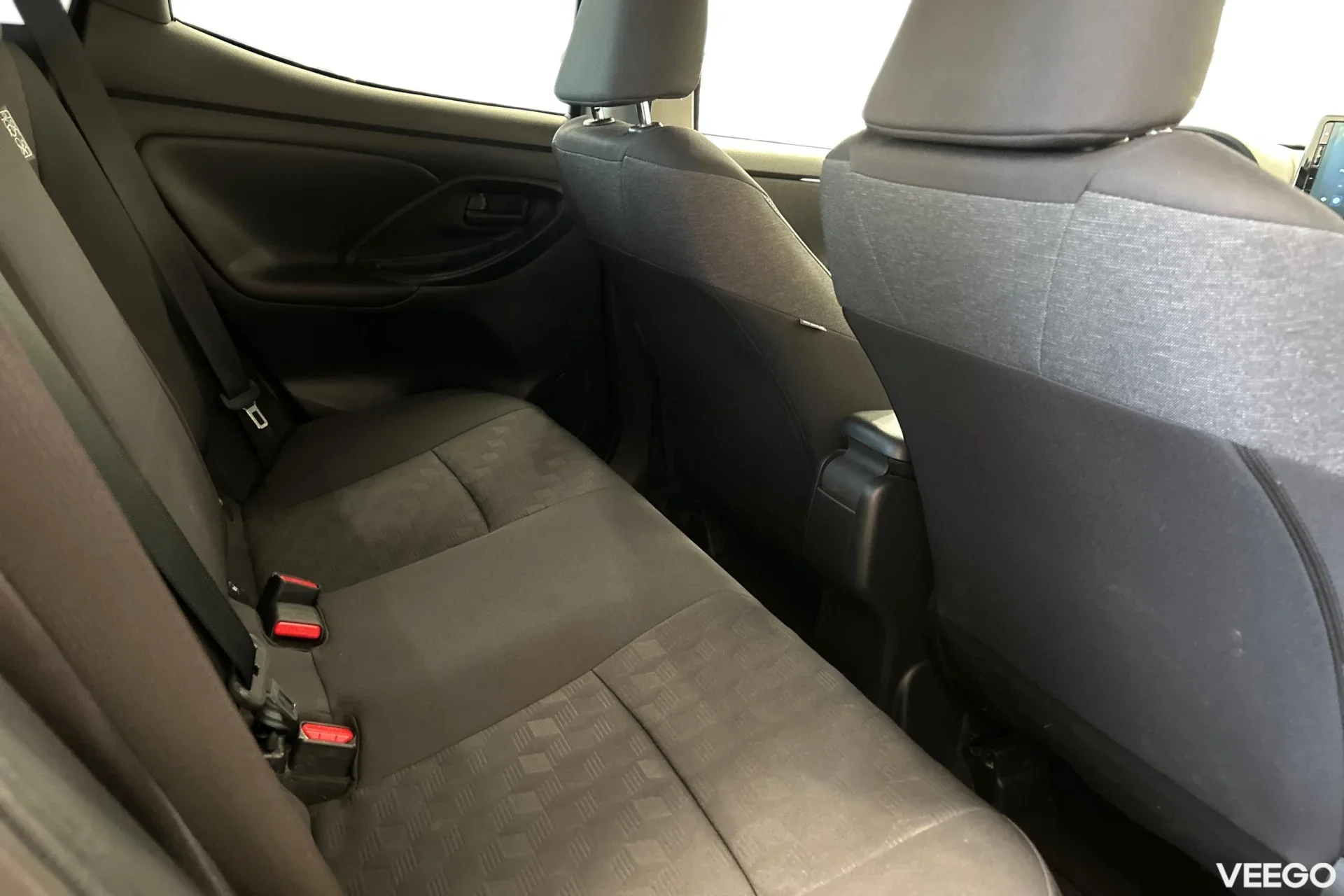 Toyota Yaris Active Plus Hybrid 1.5 68kW