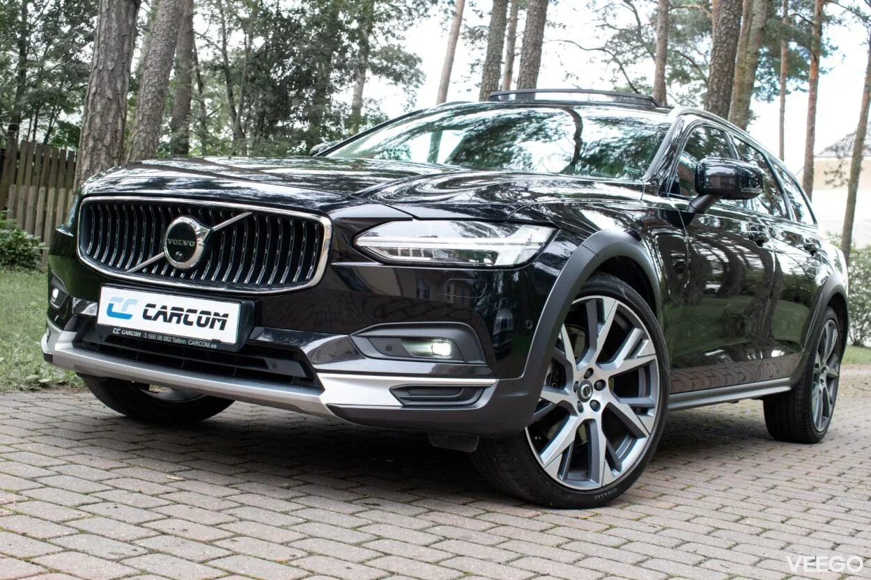 Volvo V90 Cross Country B5 AWD Ultimate 2.0 173kW