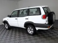 Nissan Terrano 2.7 93kW thumbnail