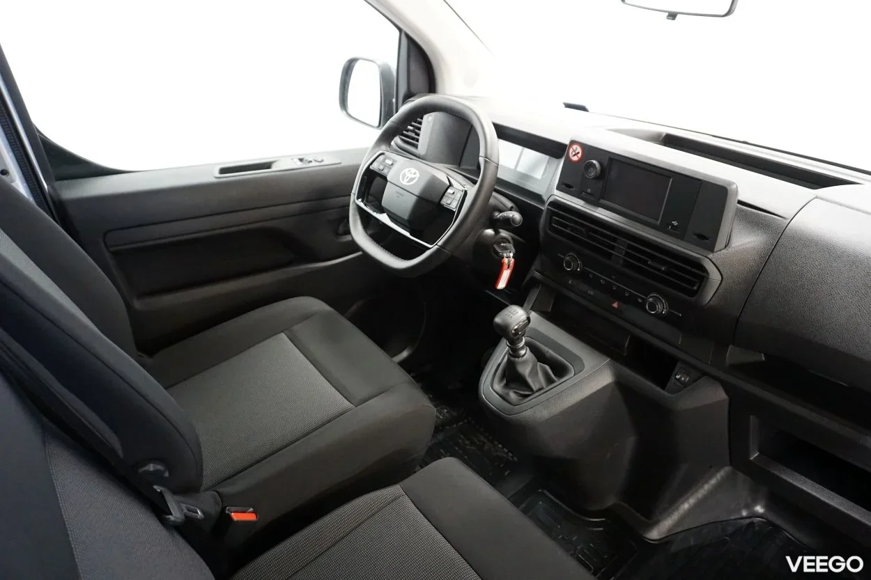 Toyota Proace Medium Professional 1.5 88kW