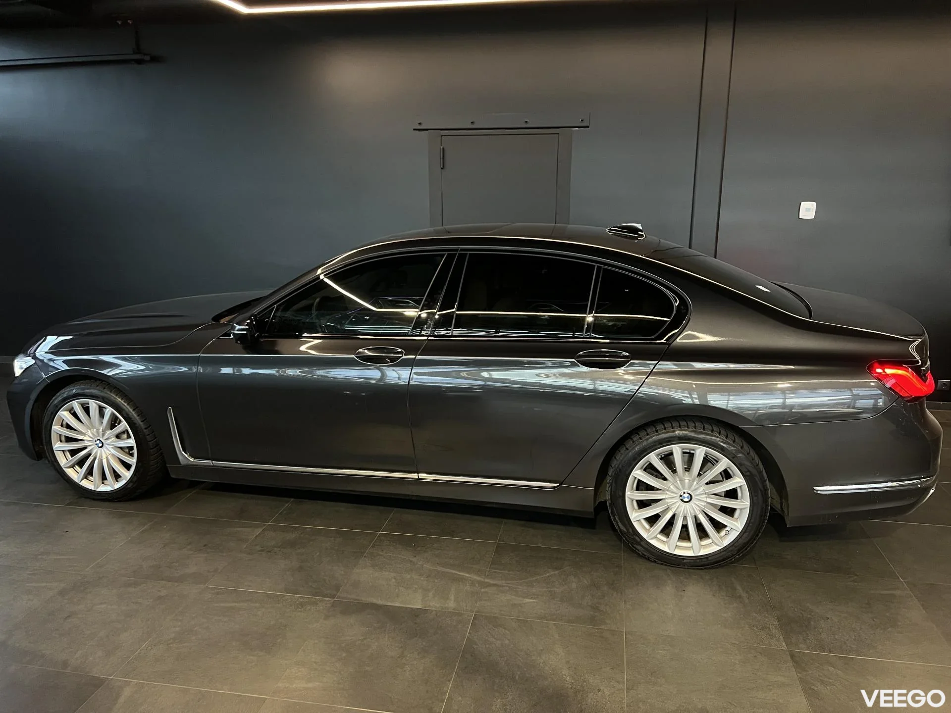 BMW 730 3.0 195kW