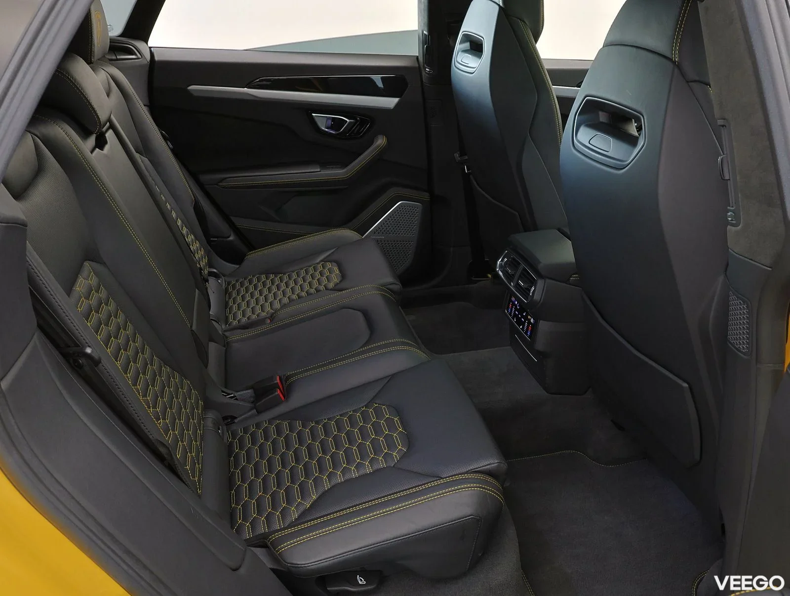 Lamborghini Urus - 478kW