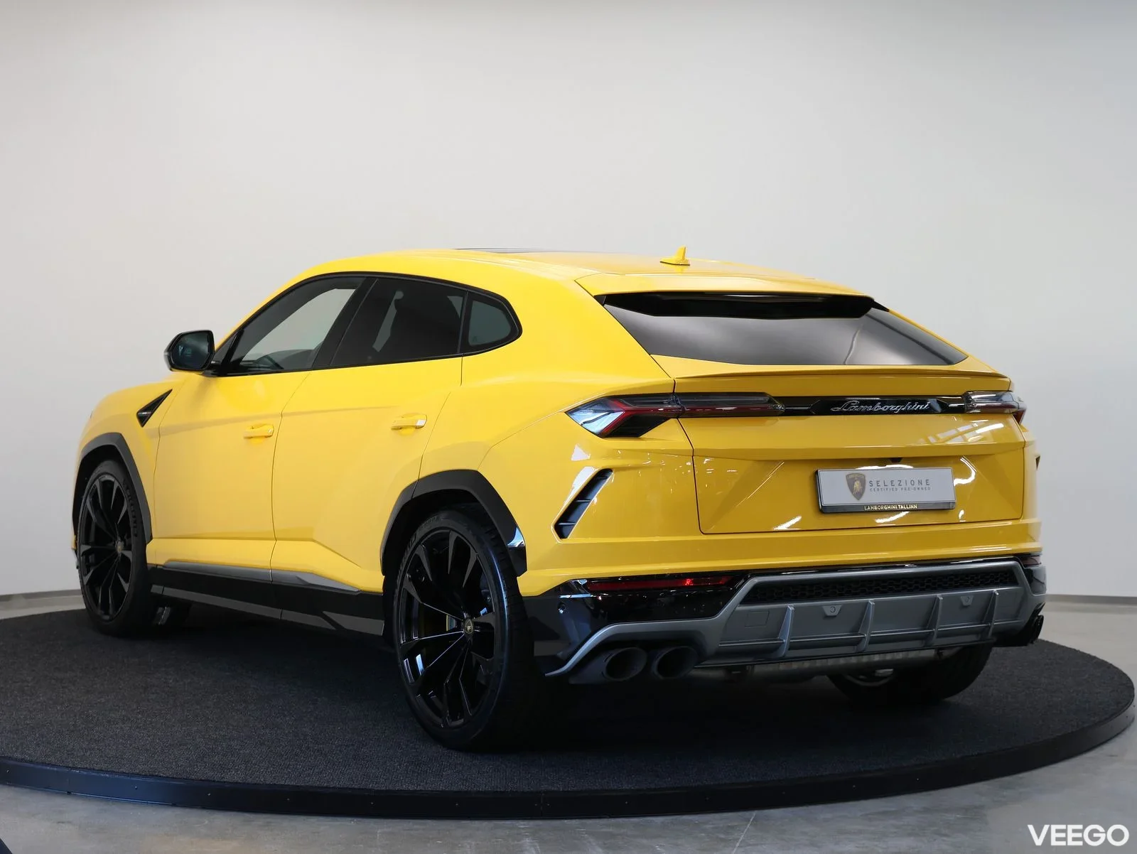 Lamborghini Urus - 478kW