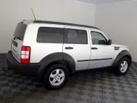 Dodge Nitro 2.8 130kW thumbnail