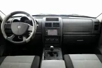 Dodge Nitro 2.8 130kW thumbnail