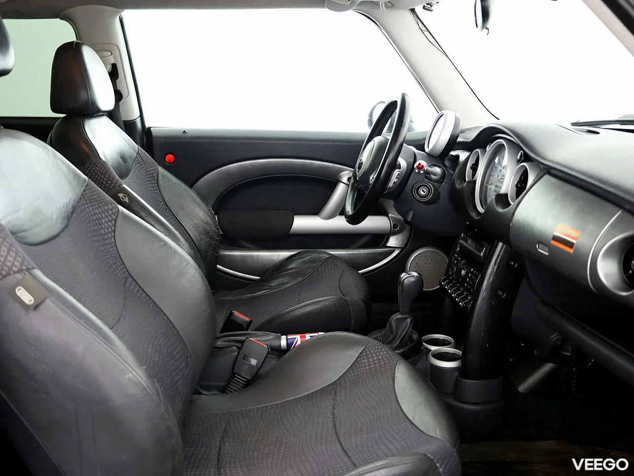 Mini Cooper 1.6 85kW