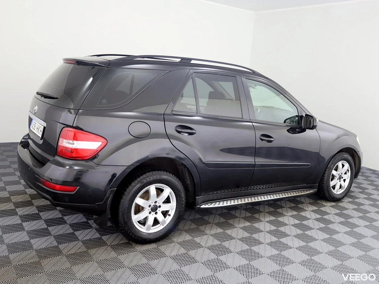 Mercedes-Benz ML 320 3.0 166kW