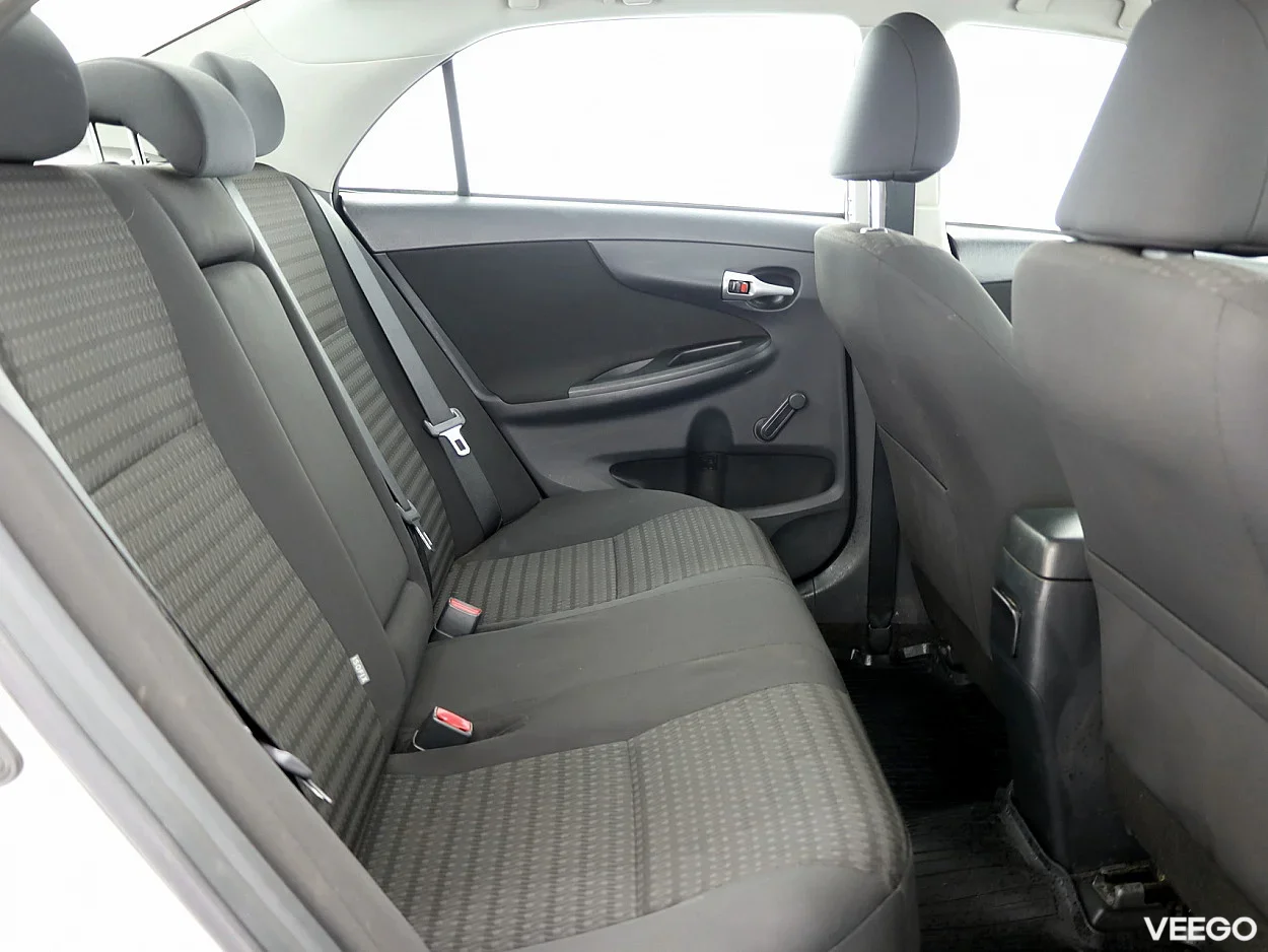 Toyota Corolla 1.3 73kW