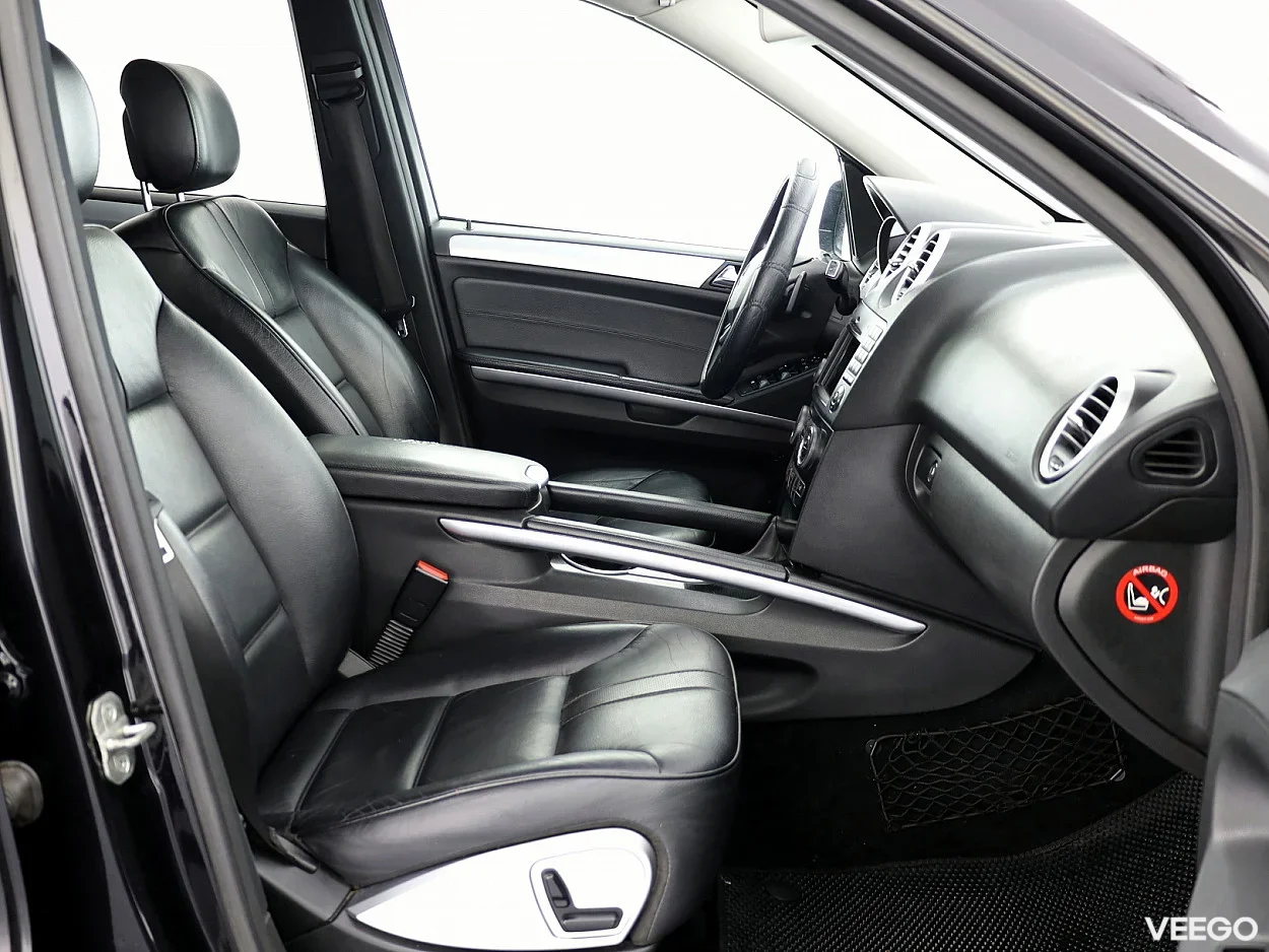 Mercedes-Benz ML 320 3.0 166kW