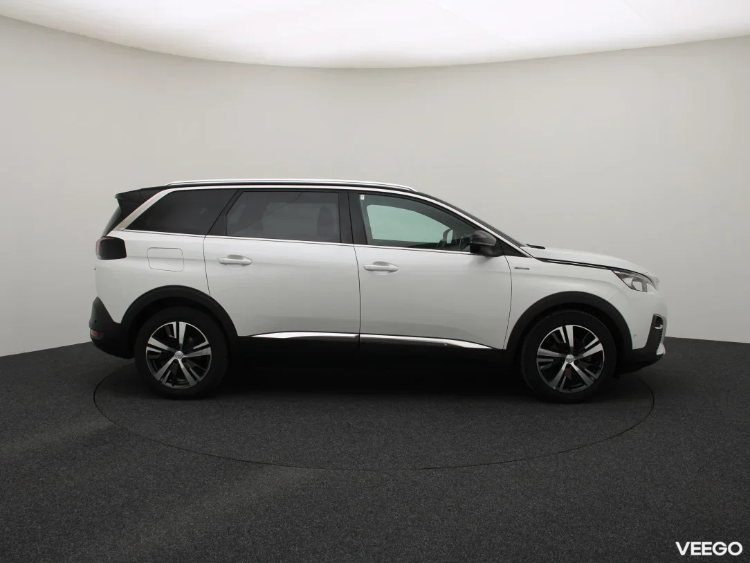 Peugeot 5008 1.5 96kW