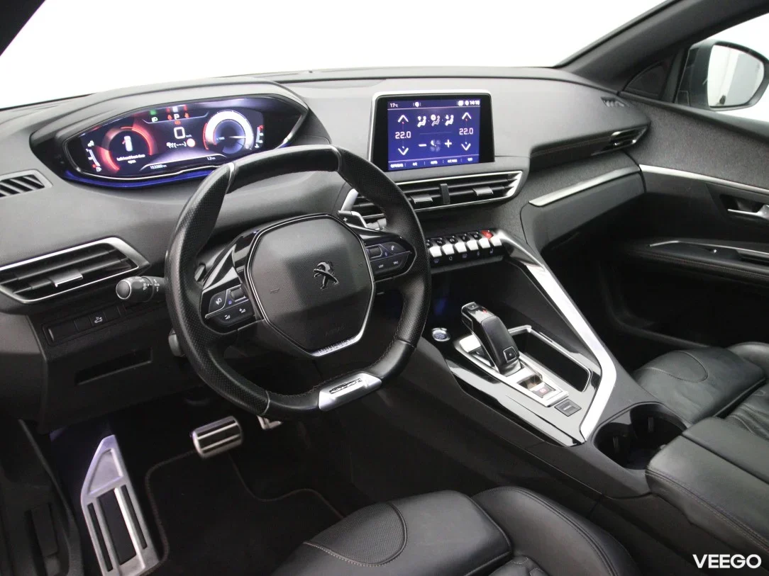 Peugeot 5008 1.5 96kW