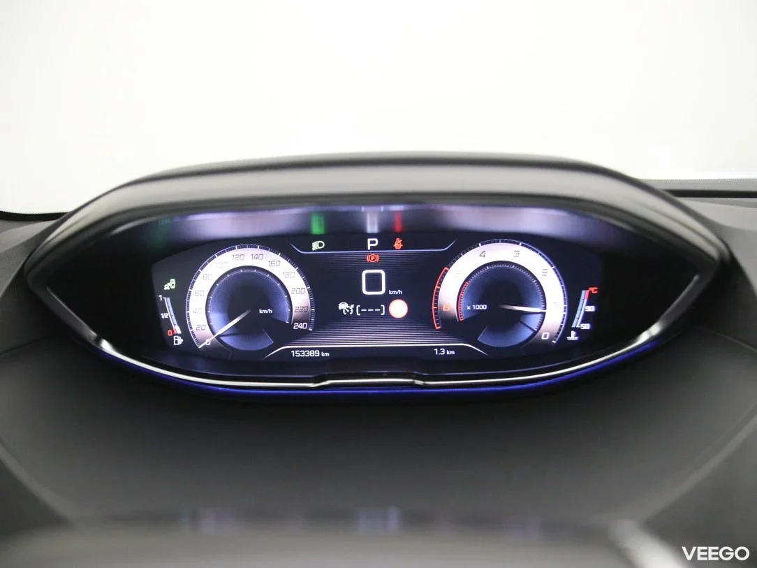 Peugeot 5008 1.5 96kW