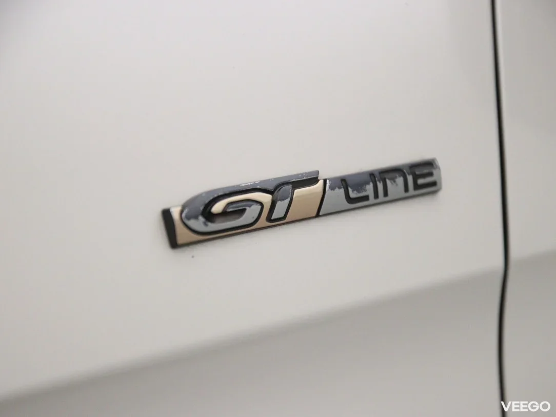 Peugeot 5008 1.5 96kW