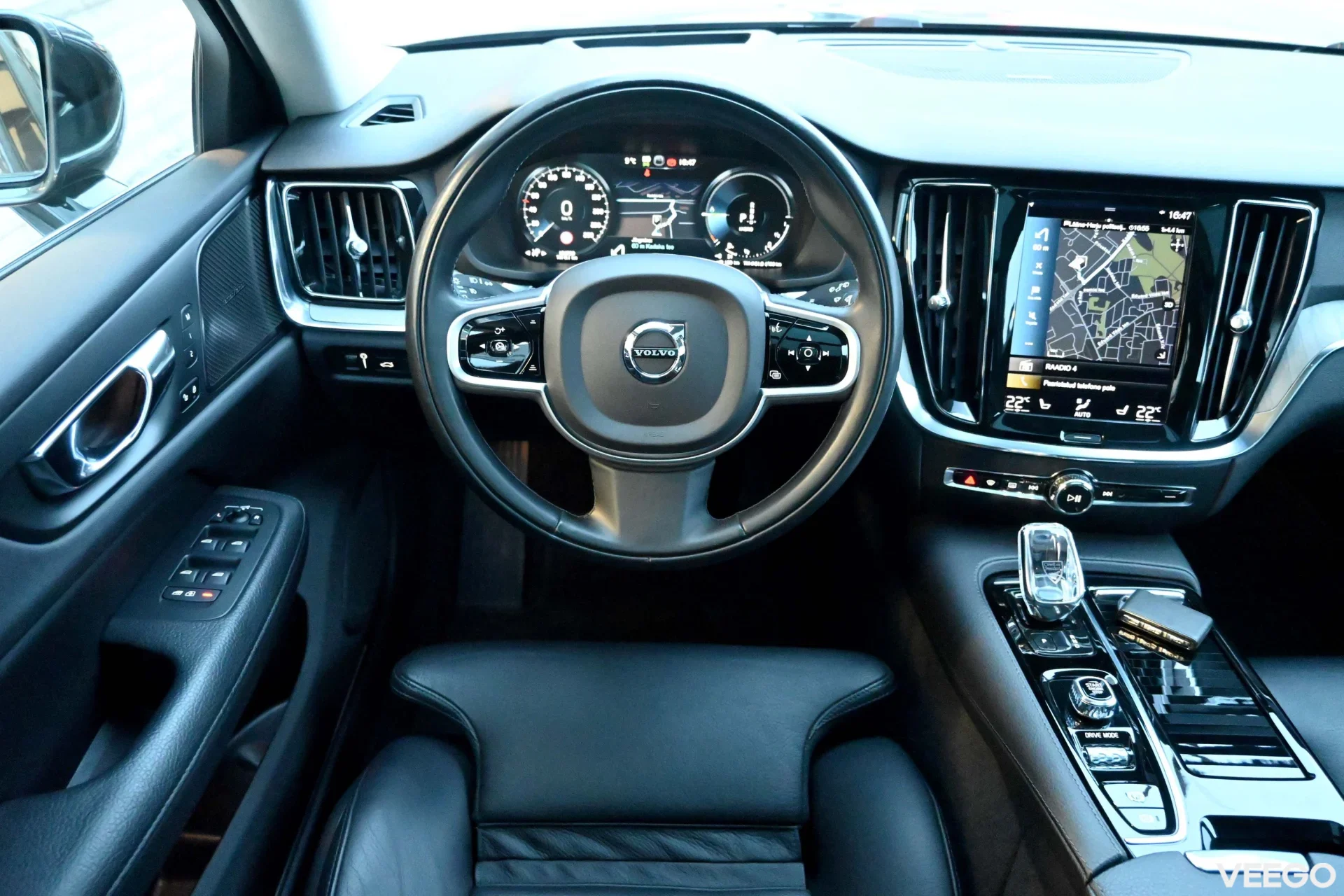 Volvo V60 T6 AWD H&K 4C INSCRIPTION XENIUM PRO INTELLI 2 258kW