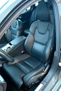 Volvo V60 T6 AWD H&K 4C INSCRIPTION XENIUM PRO INTELLI 2 258kW thumbnail