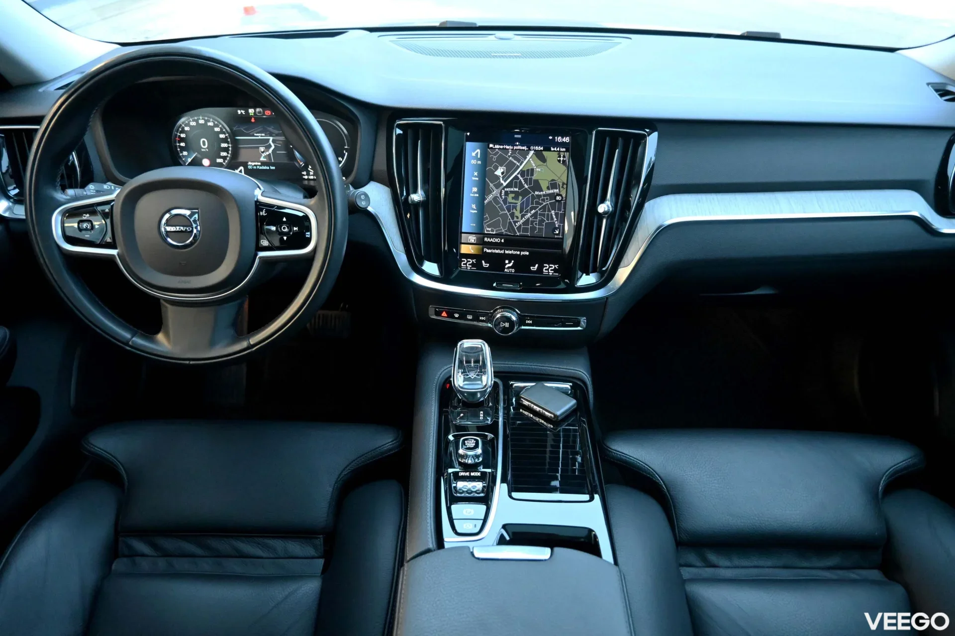 Volvo V60 T6 AWD H&K 4C INSCRIPTION XENIUM PRO INTELLI 2 258kW