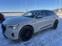 Audi e-tron 55 0.0 158kW thumbnail
