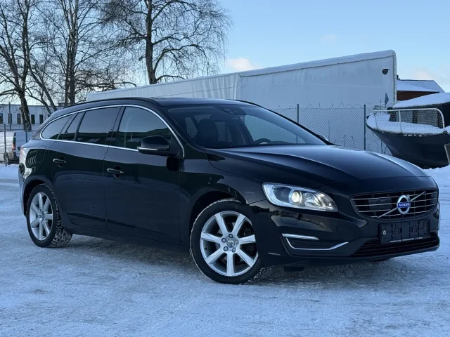 Image of Volvo V60 Momentum Facelift 2 140kW