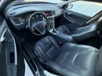 Volvo V60 Momentum Facelift 2 140kW thumbnail