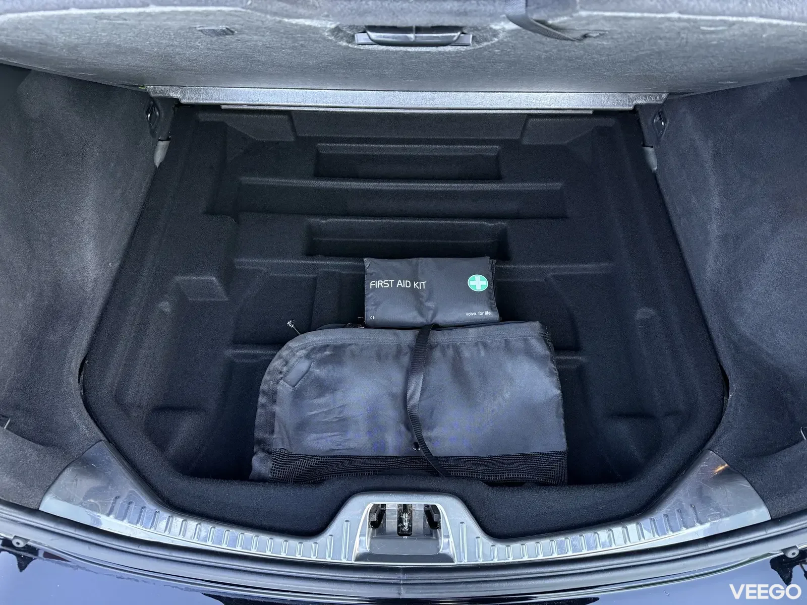 Volvo V60 Momentum Facelift 2 140kW