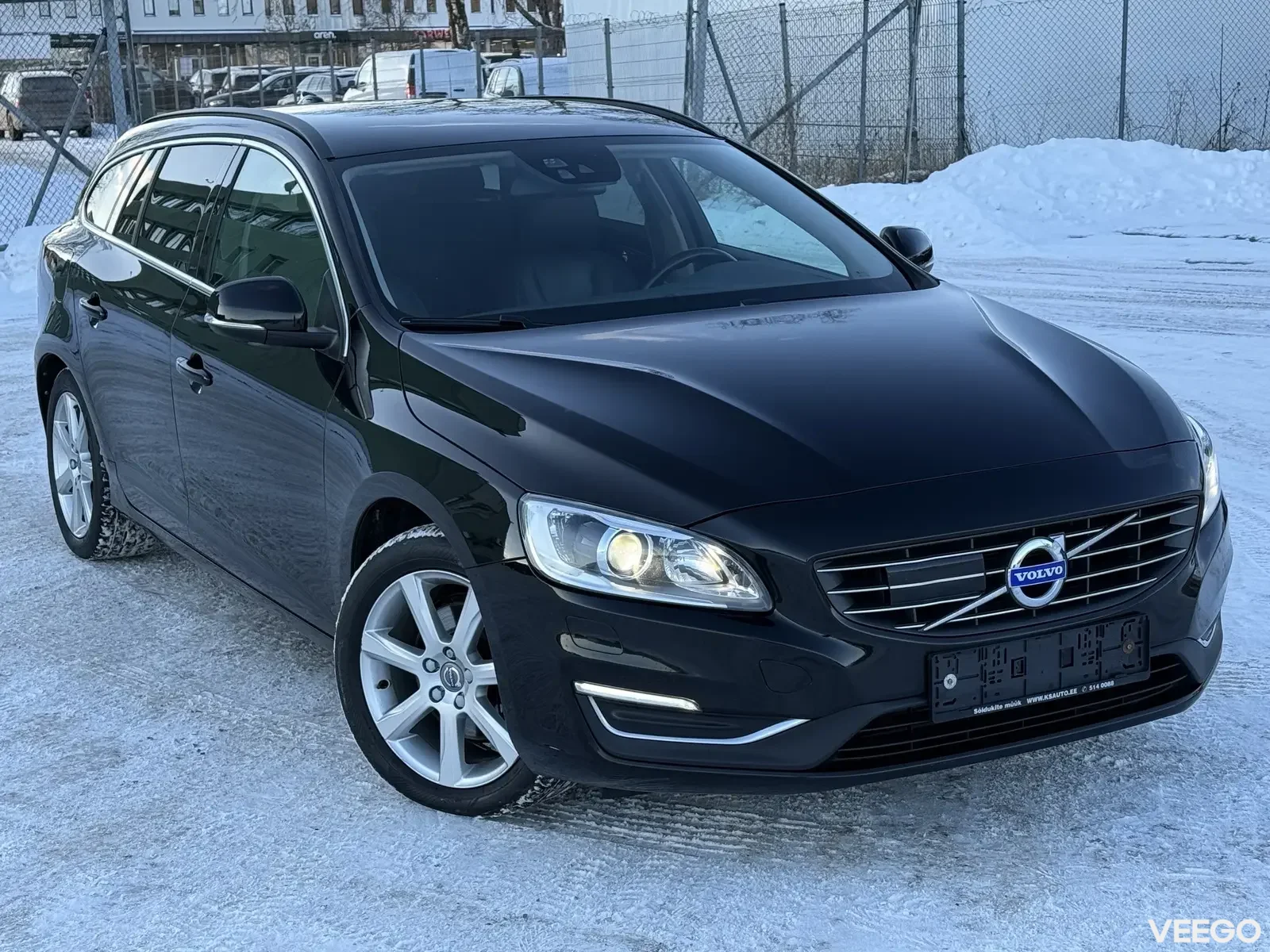 Volvo V60 Momentum Facelift 2 140kW