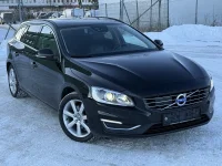 Volvo V60 Momentum Facelift 2 140kW thumbnail