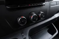 Renault Master 100kW thumbnail