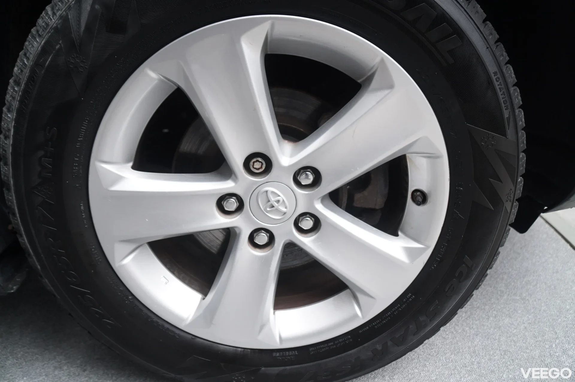 Toyota RAV4 Luxury 2 111kW