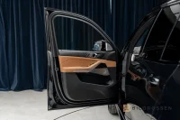 BMW X5 xDrive50e M Sport B&W Panorama HUD Luftfjädring 360kW thumbnail