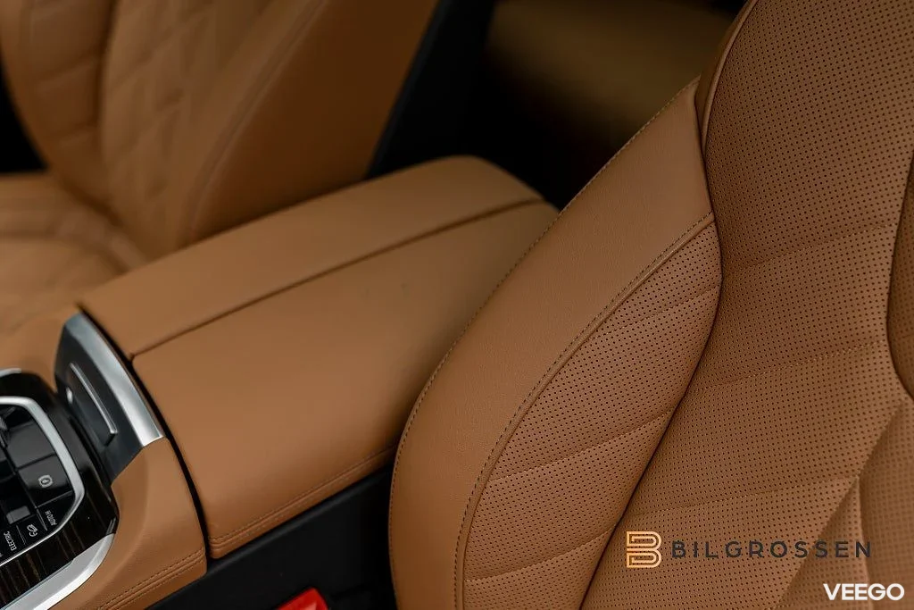 BMW X5 xDrive50e M Sport B&W Panorama HUD Luftfjädring 360kW