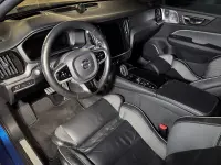 Volvo V60 T6 AWD R-Design PLUG-IN H 2.0 186kW thumbnail