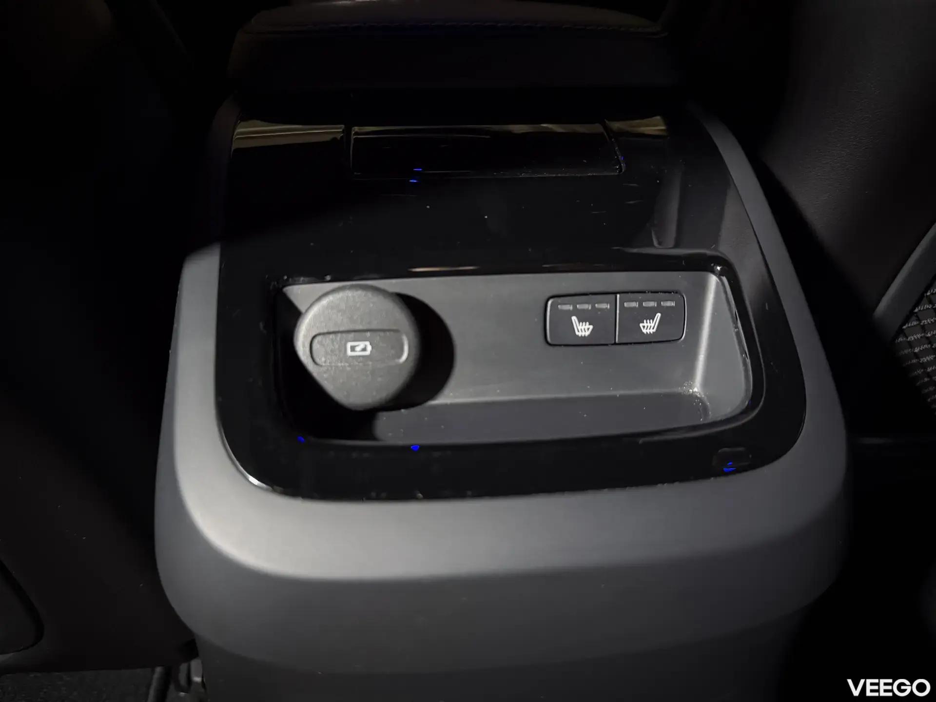 Volvo V60 T6 AWD R-Design PLUG-IN H 2.0 186kW