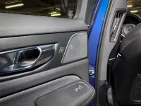 Volvo V60 T6 AWD R-Design PLUG-IN H 2.0 186kW thumbnail