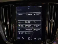 Volvo V60 T6 AWD R-Design PLUG-IN H 2.0 186kW thumbnail