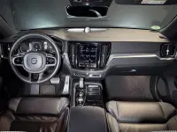 Volvo V60 T6 AWD R-Design PLUG-IN H 2.0 186kW thumbnail